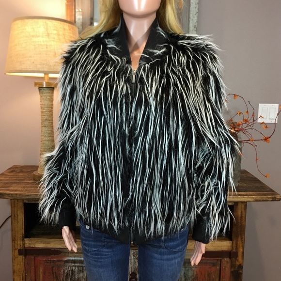 Yoki Jackets & Blazers - Black white shag faux fur zip front coat